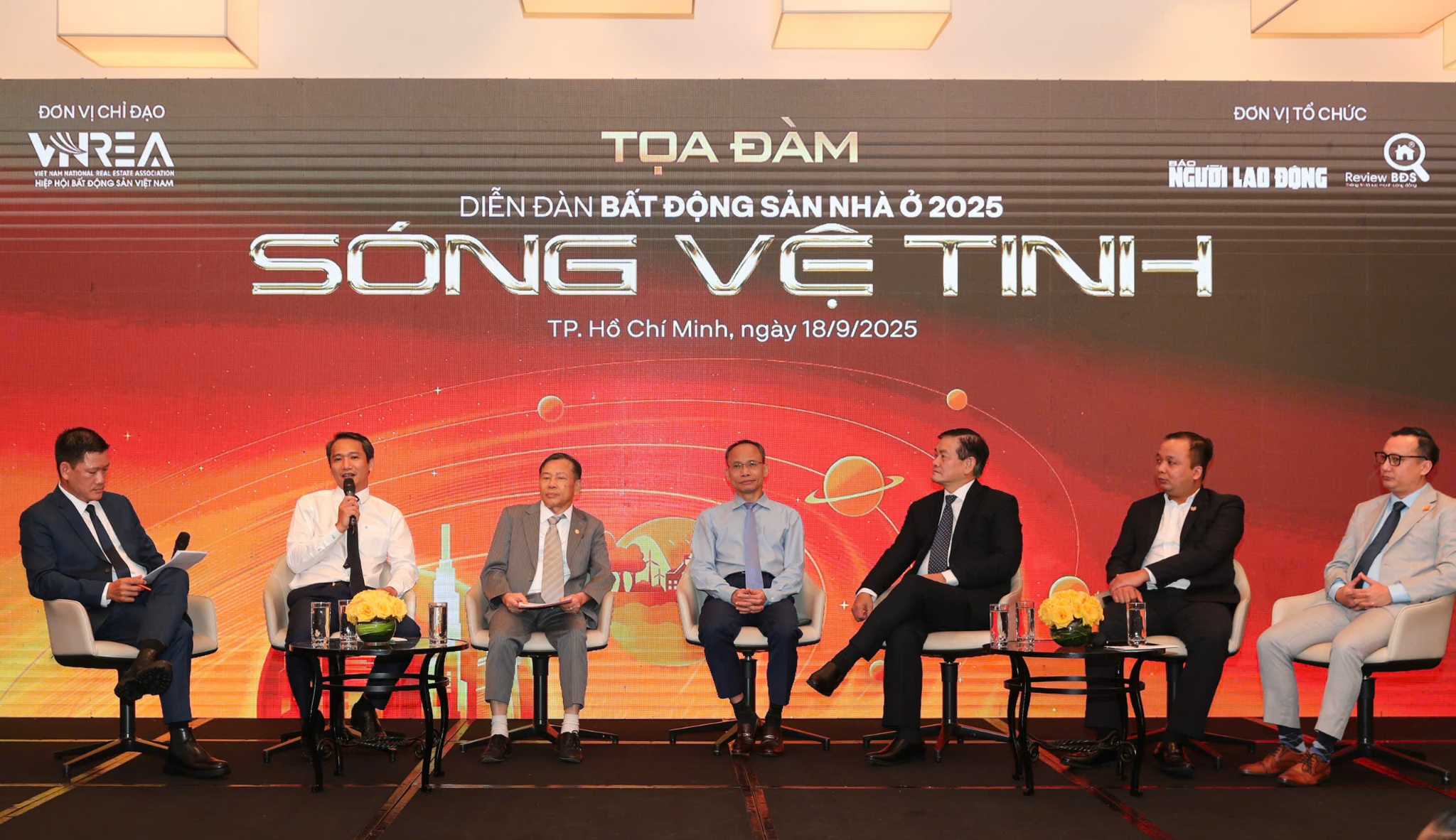 Diễn đàn Bất động sản Nhà ở 2025 “Sóng vệ tinh” ngày 18.9.2025 vừa qua, nhấn mạnh xu hướng phát triển nhà ở dịch chuyển mạnh mẽ ra các đô thị vệ tinh.