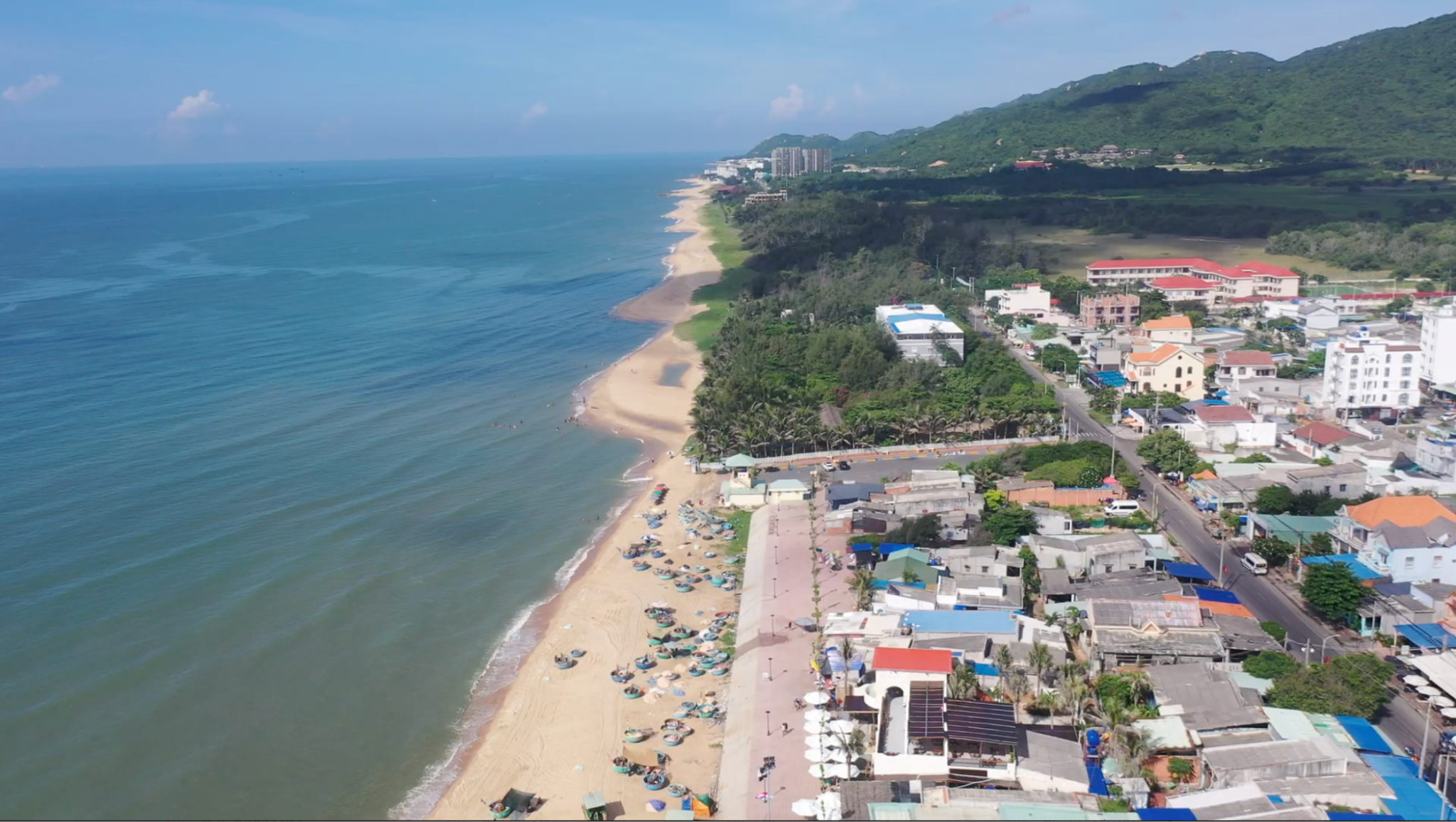 Đón “sóng vệ tinh”: Bà Rịa - Vũng Tàu thu hút dòng vốn dịch chuyển - 1